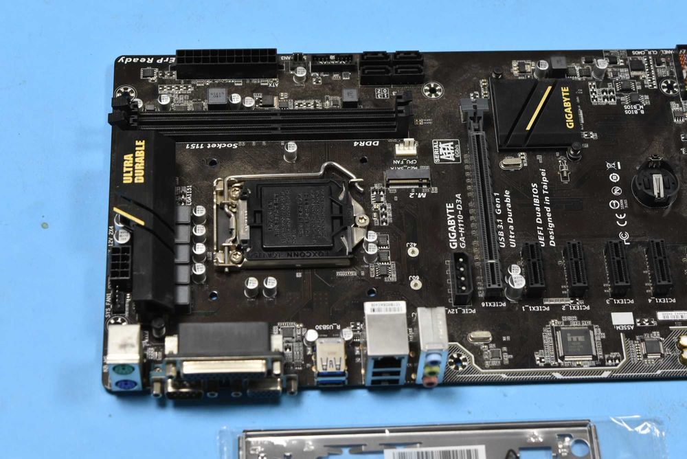 ДЪнна платка Gigabyte H110-D3A в оригинална кутия и аксесоари . 1151 DDR4