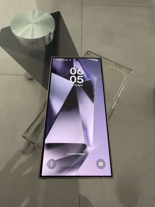 Samsung S24 Ultra titanium violet 256GB / 12GB RAM • ca NOU •