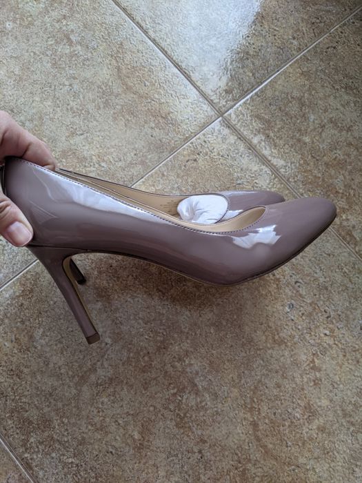 Чисто нови Обувки Nine West 
Dylan Round Toe Pumps