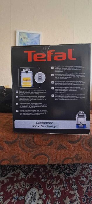 Фритюрник Тефал нов