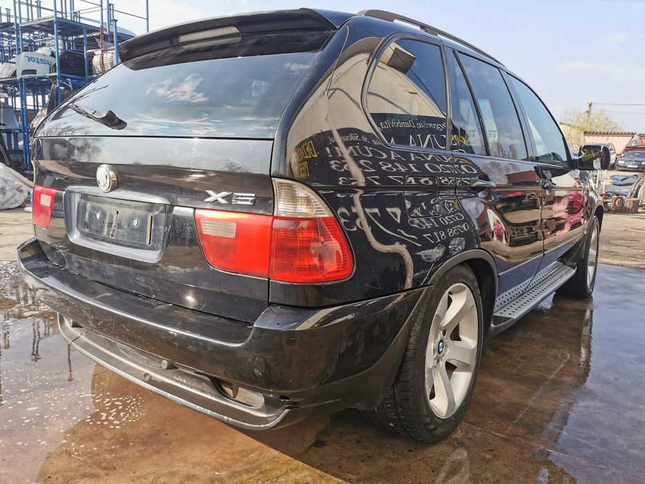dezmembrez BMW X5 e53 3.0d , 4.4i , 3.0i/usa fata x5 /bara fata X5/far