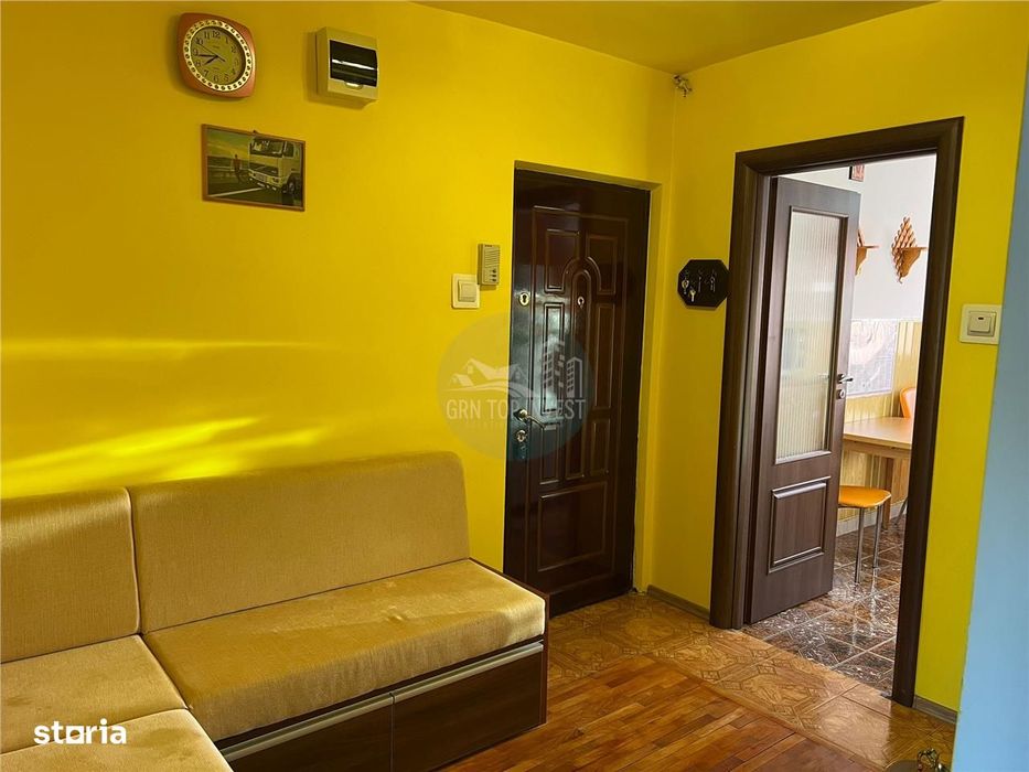 Apartament decomandat 3 camere etaj intermediar Vasile Aaron