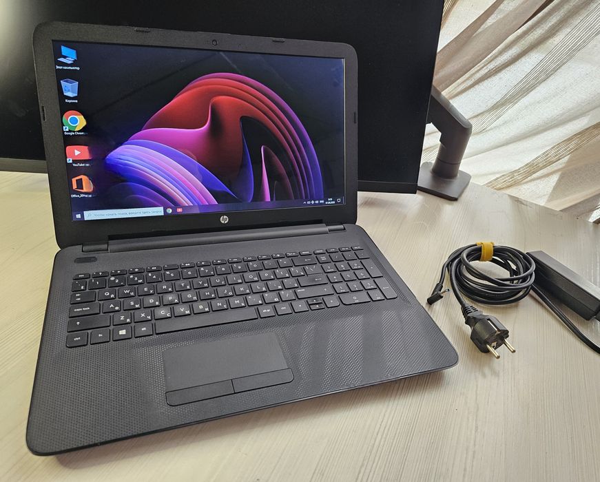HP ноутбук для работы Intel® Core™ 15