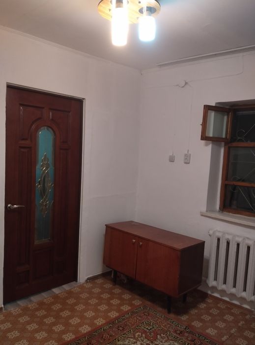 Жер үй сатылады.