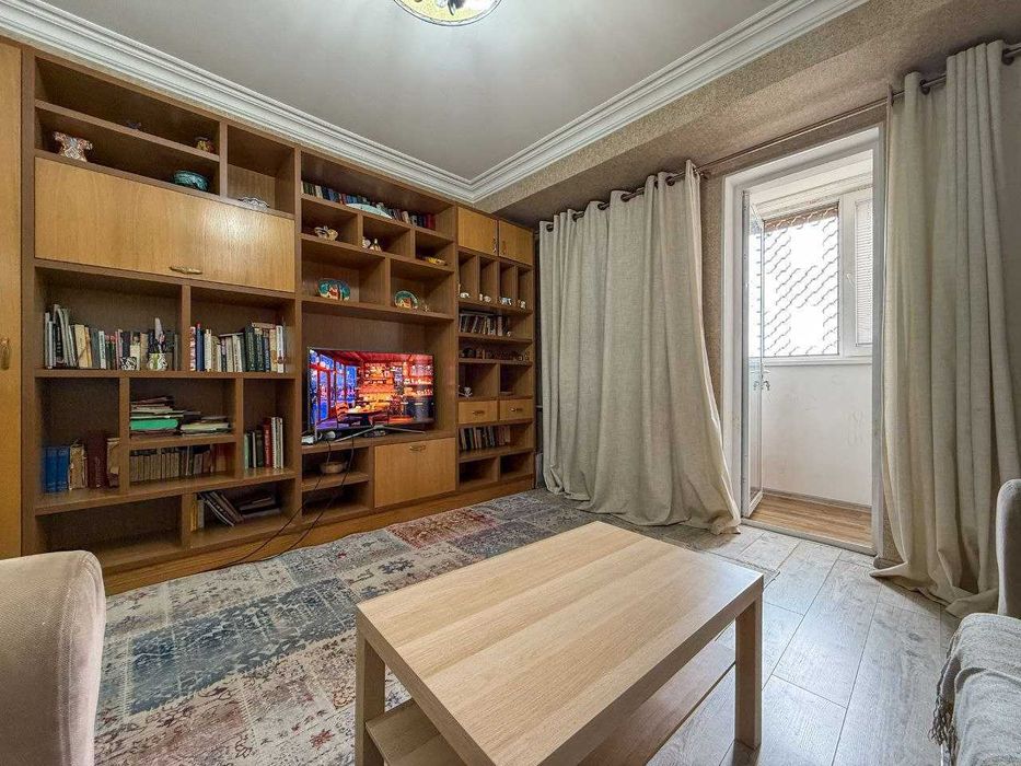 м.Х.Алимжана Дархан Ц-2 3-комн 7/18 80 м² ремонт меб/тех все включено