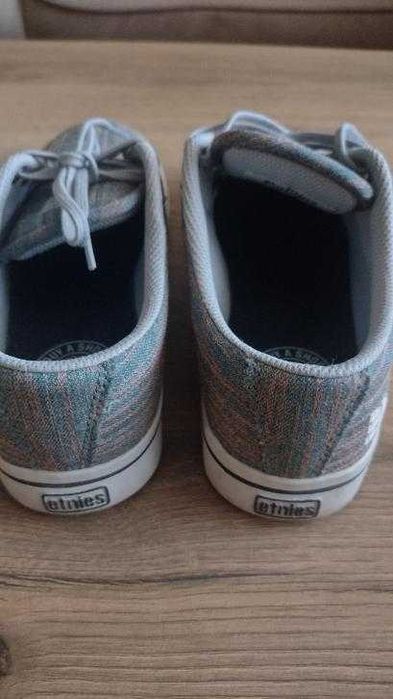 обувки Сникърси Etnies Jameson 2