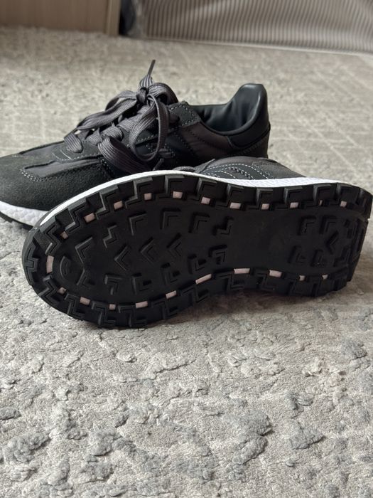 Кроссовки детские 35-36