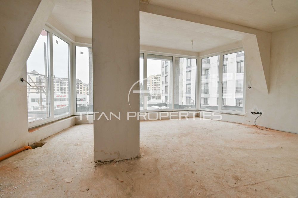 Тристаен , за продажба , кв.Кръстова вада