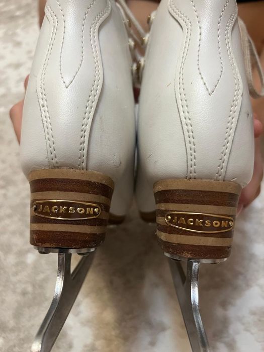 коньки для фигурного катание