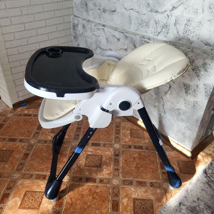 Продам стульчик для кормления