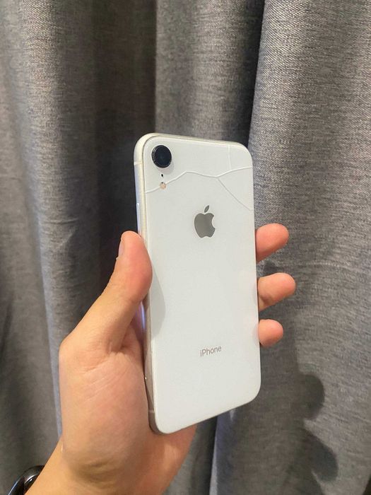 iPhone XR White 64 gb 76% акб