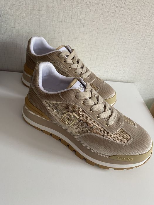 Сникърски Liu Jo AMAZING 23 с пайети