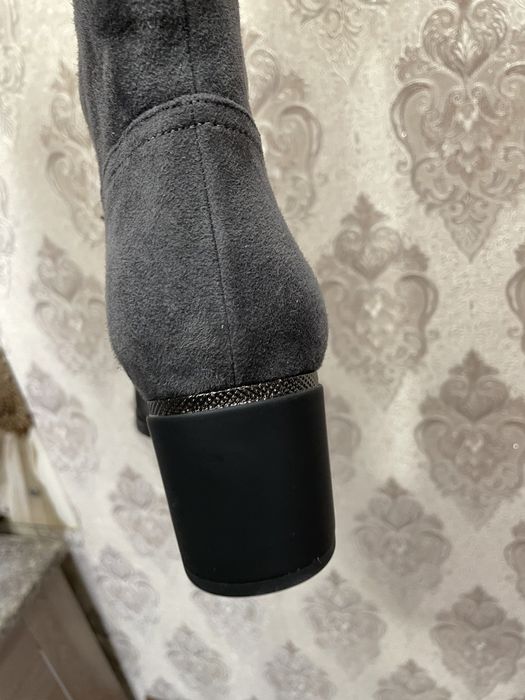 Зимние замшевые сапоги