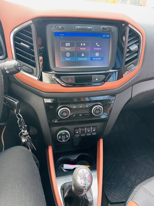 СРОЧНО продам LADA XRAY Cross 2019! Механика