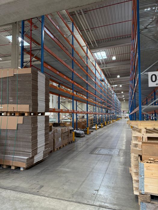 Rafturi metalice industriale