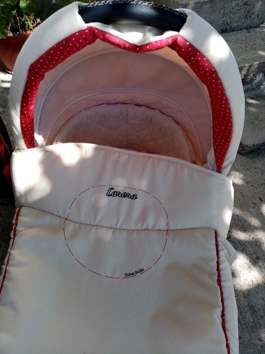 Количка с лятен. И зимен кош. Зимния  почти нов. С  едно  резервно  ко