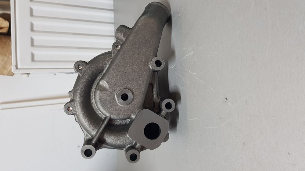 Pompa de apa completa tractor Ford 2000, 3000, 4000