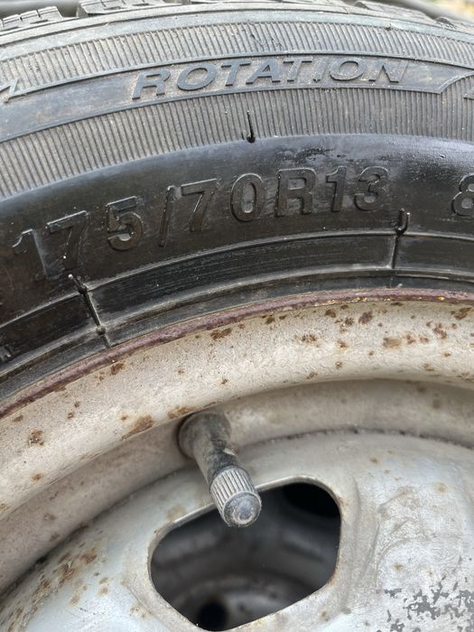 Продам зимнюю резину