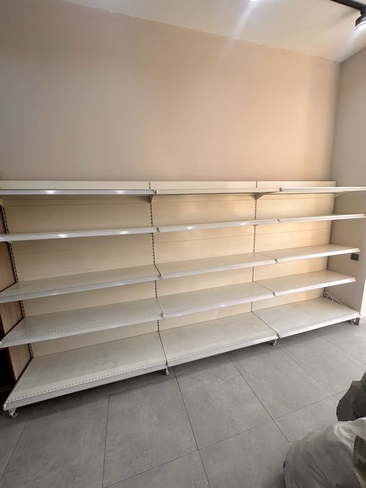 Продам металические стеллажи для магазина