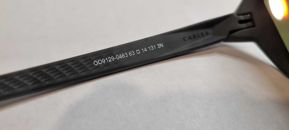 Чисто нови слънчеви очила OAKLEY CABLES