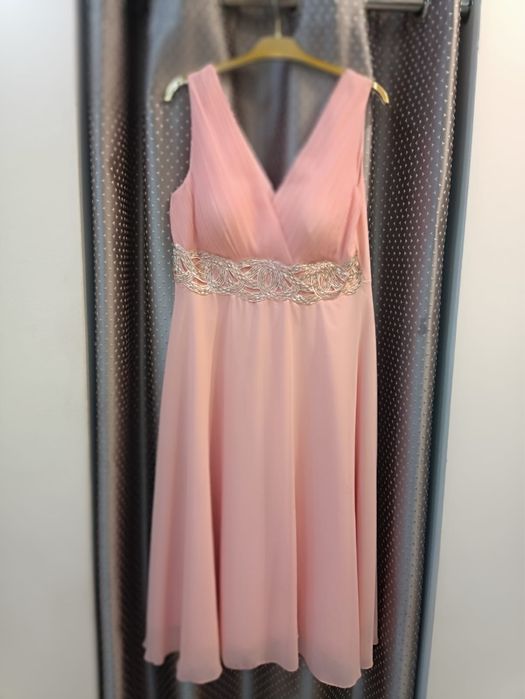 Вечерние платья