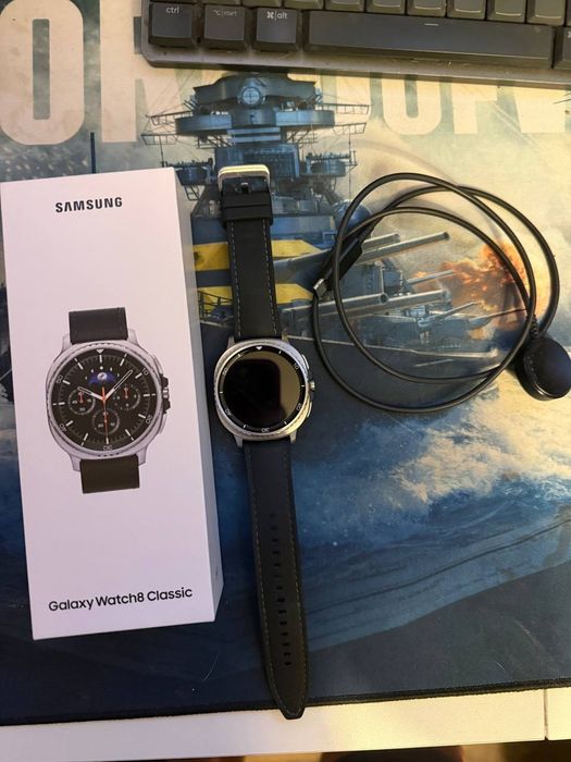 Продавам Galaxy watch 8 Classic