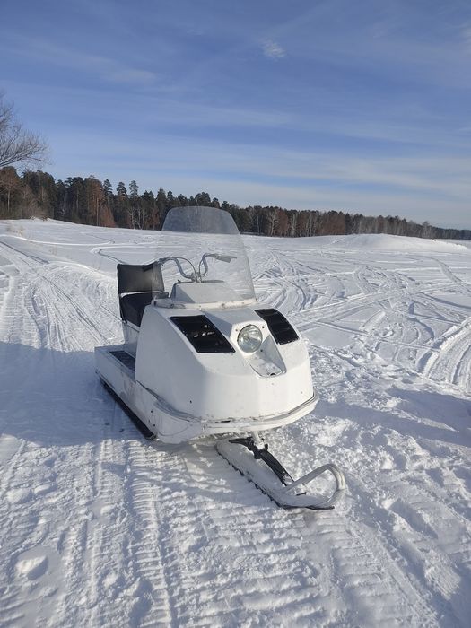 Продам снегоход Буран