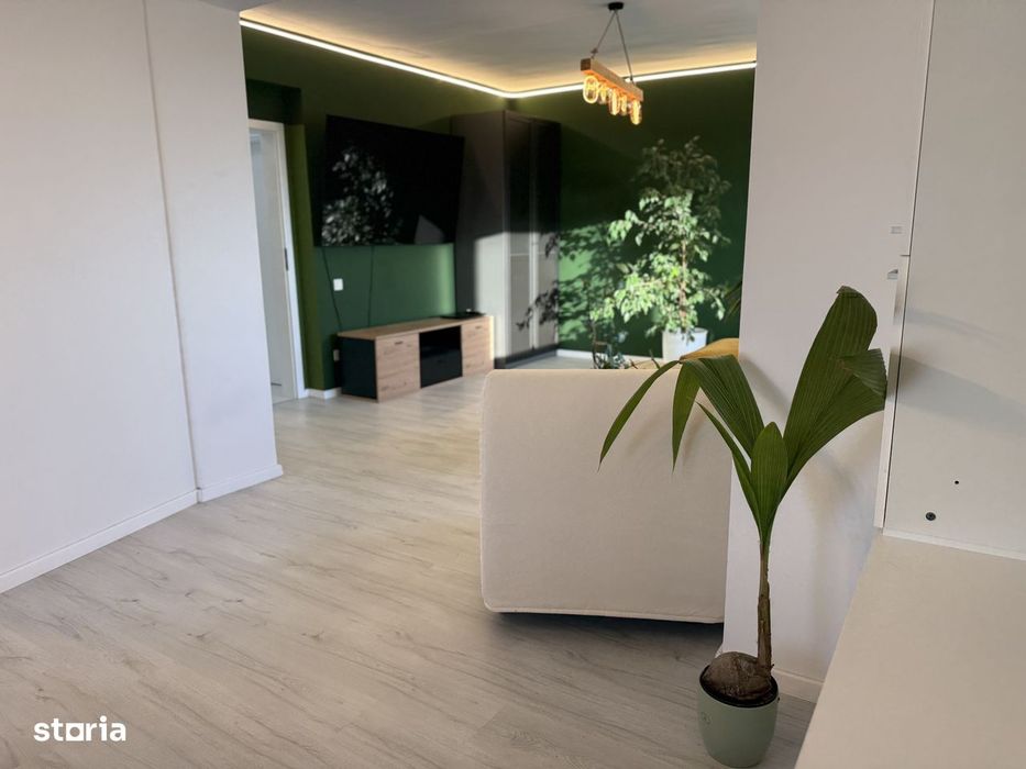 Direct proprietar |2 camere transformabil în 3 | 2parcări |parc privat