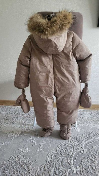 Зимний детский комбинезон