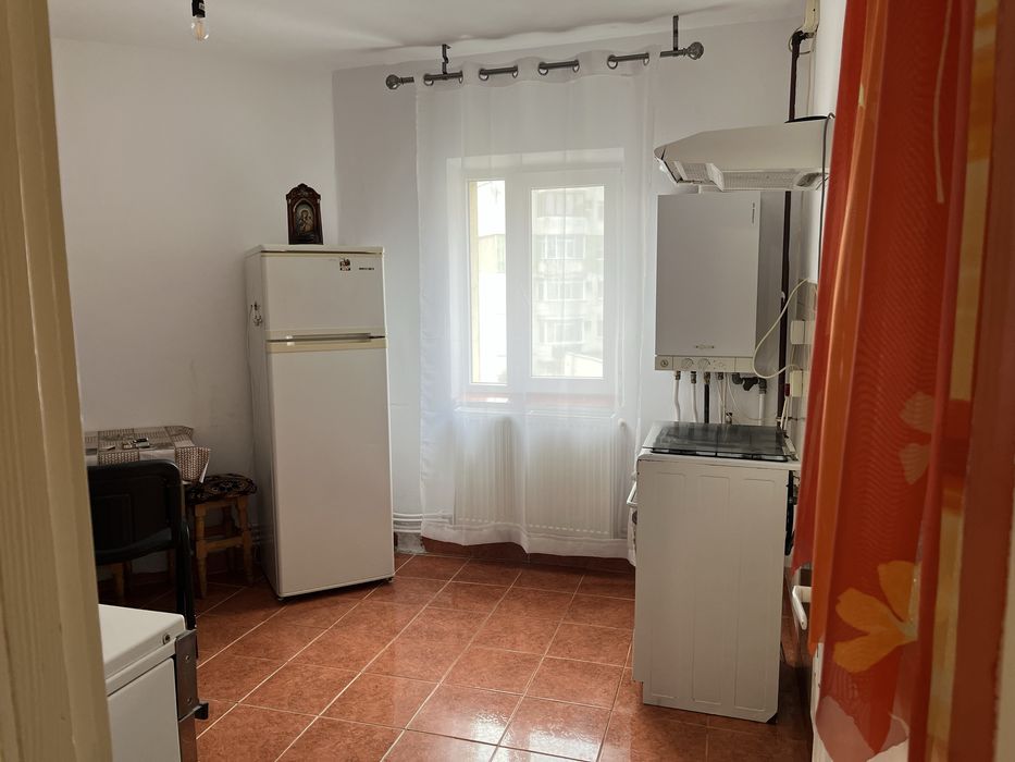 Apartament 3 camere, 70mp
