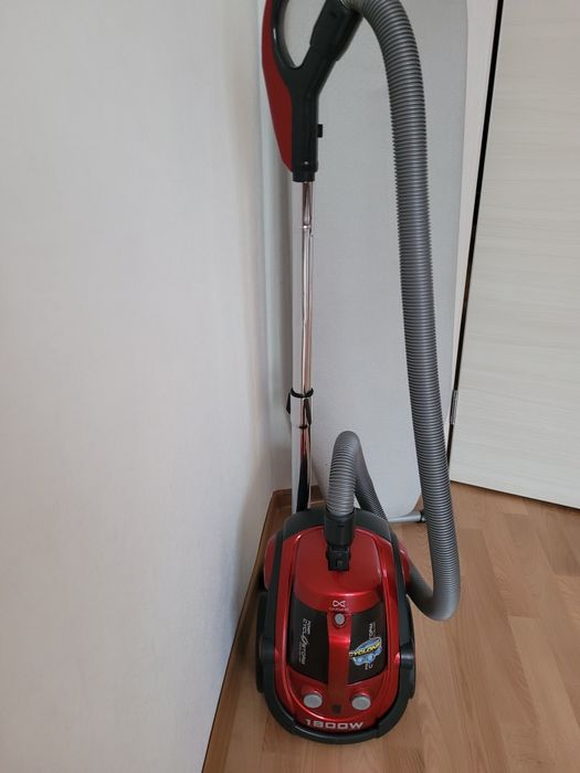 Пылесос  Daewoo в хорошем  состоянии