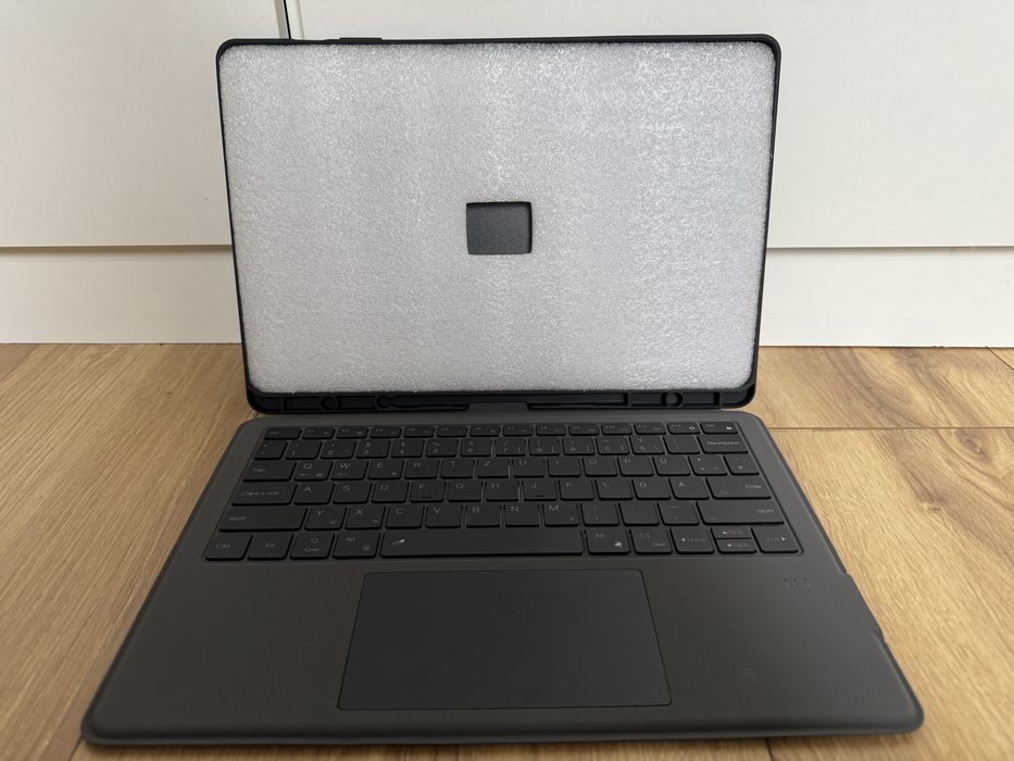 Husă cu tastatură ROOFEI Samsung Galaxy Tab S10 FE+ 13.1”