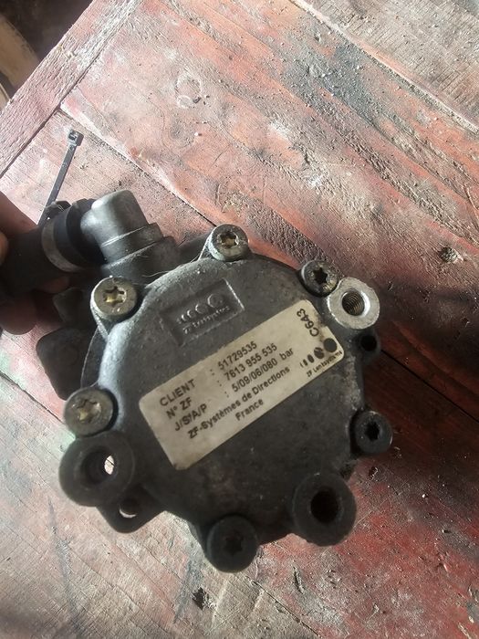 Pompa servodirectie Fiat Doblo 1.3 JTD 51kw 2005 51729535