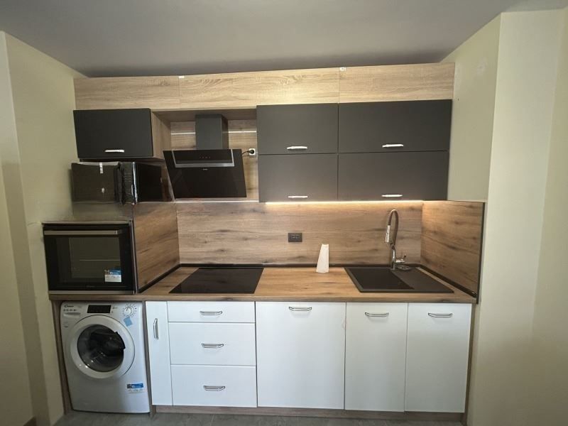 Дава се под наем Тристаен апартамент в София, Надежда 2 - 89 кв.м за 756.84 € - Снимка #3