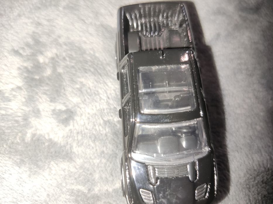 Базовая машинка "hot wheels" RAM 1500 Rebel
