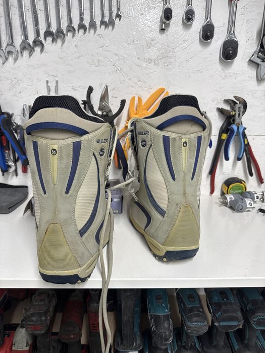 Snowboard Boots marimea 41.5