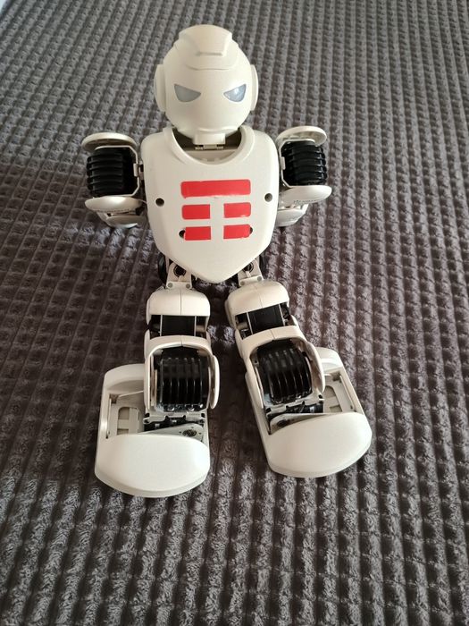 Robot UBTECH Alpha 1 Pro – pentru piese / reparație