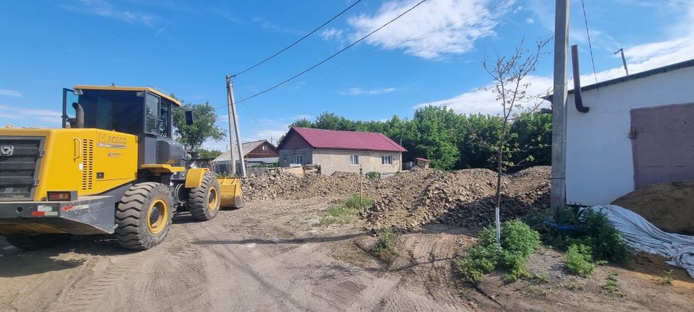 Услуга  Погрузчика и самосвала вывоз мусора