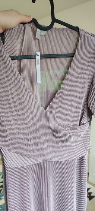 Vand rochie gravide, noua, Asos, mărimea M