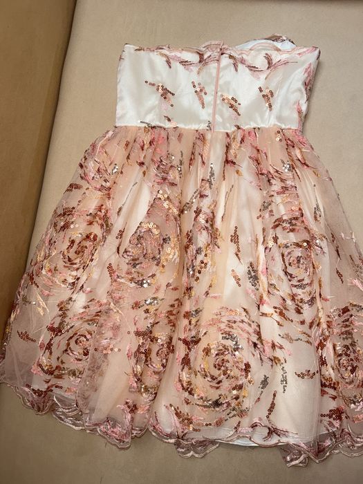 Rochie facută la comandă