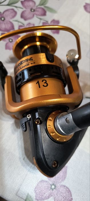 Нова риболовна макара Yumoshi MF4000 (13+1 BB).