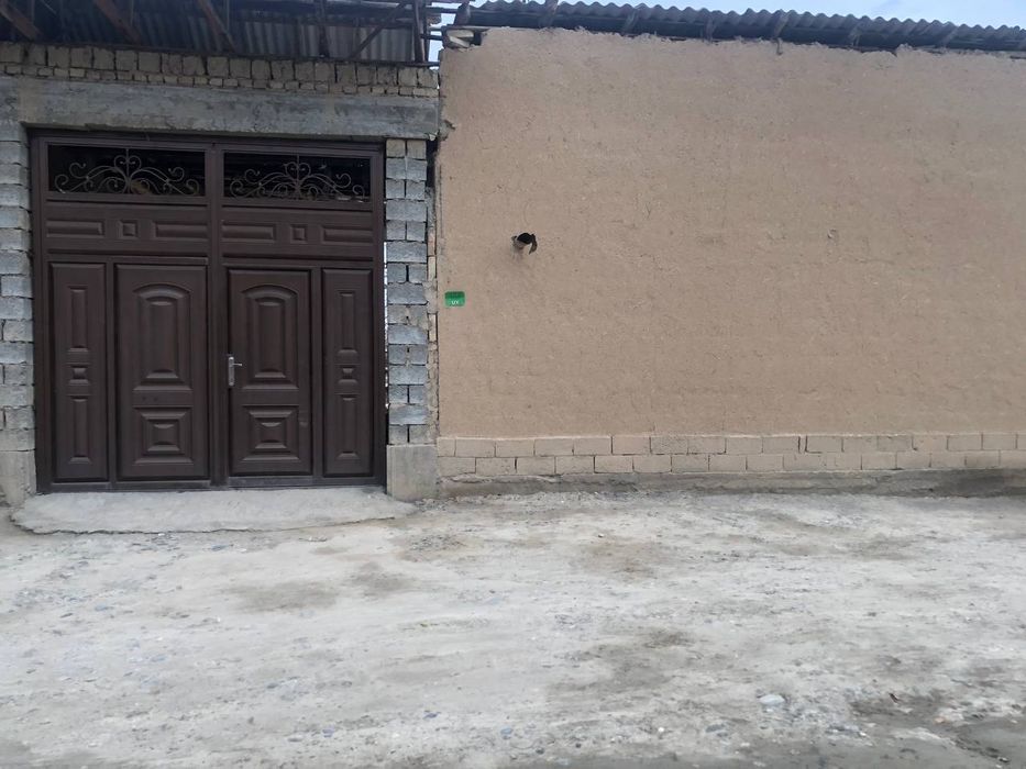 Ховли сотилади срочнога