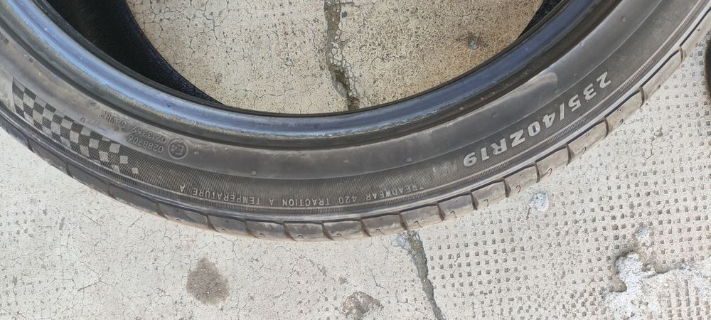 4бр. Continental/ Sailun 235/40/19