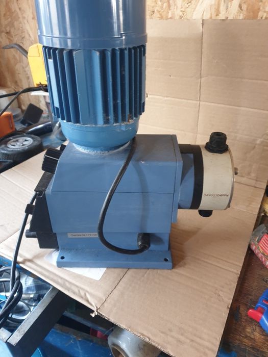 Pompa dozare acvariu