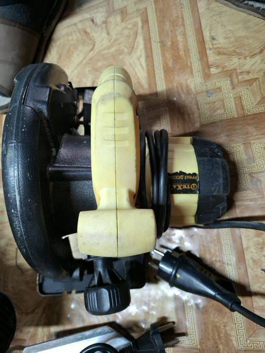 Болгарка,  дрель, пчелки.