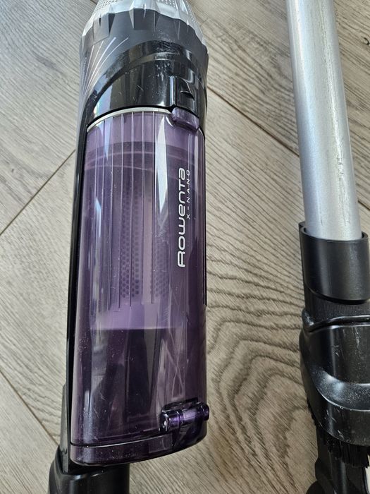 Aspirator vertical fără fir Rowenta X-Nano