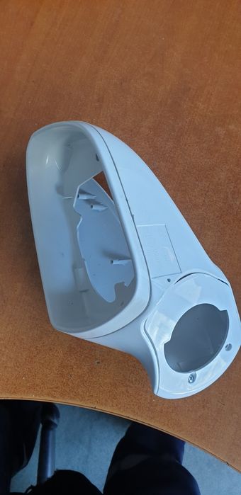 Корпус зеркала хюндай і40 правое