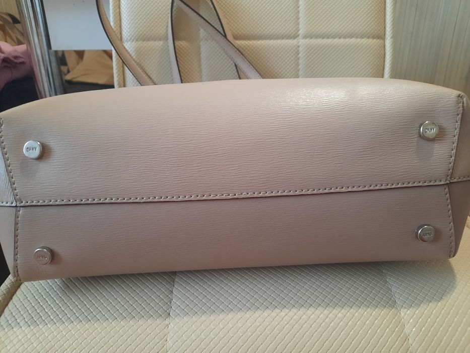 Дамска чанта DONNA CARAN