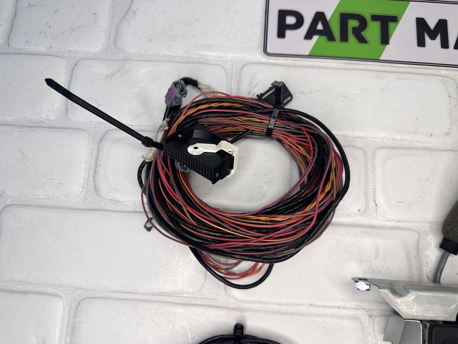 Задна камера AUDI Q5 SQ5 8R Комплект