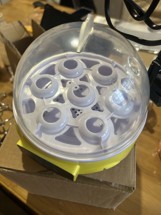 Инкубатор - 7 Яйцехвъргач - Пиле-пуешко